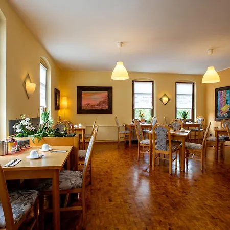 Apartone Brueckenschaenke 3* Зебниц